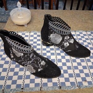Chic Black and Silver Floral Ankle Booties